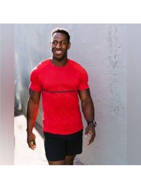 Zyia Men's Red Adventure Split Tee athletic Workout, size XL